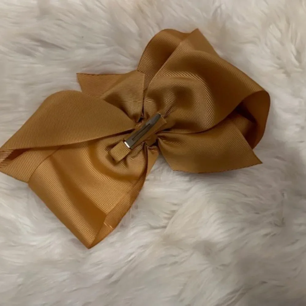 ****  Dark Gold 8